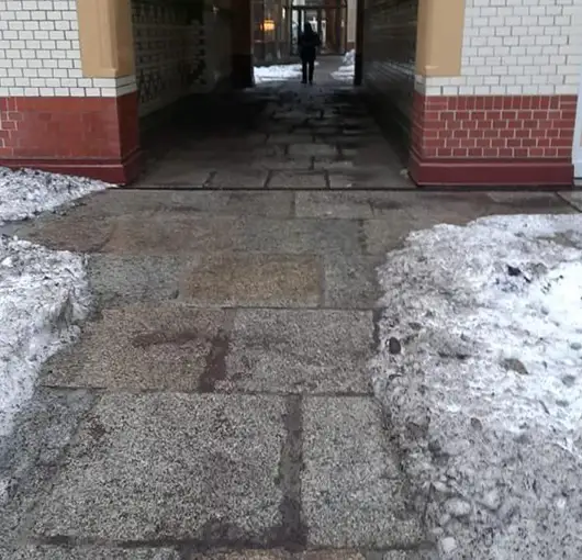 entrance-snow